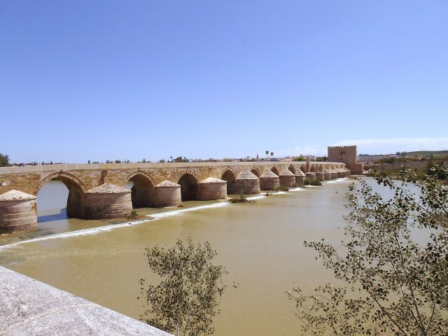 720 cordoba puente romano